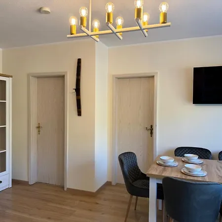 Haus Am Weinberg Apartament Rüdesheim nad Renem