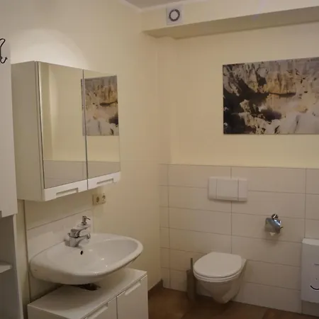 Haus Am Weinberg Appartamento *